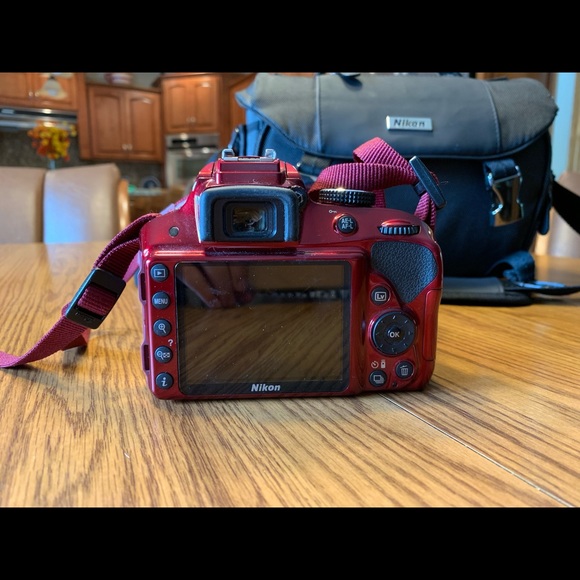 Nikon camera - Picture 6 of 8